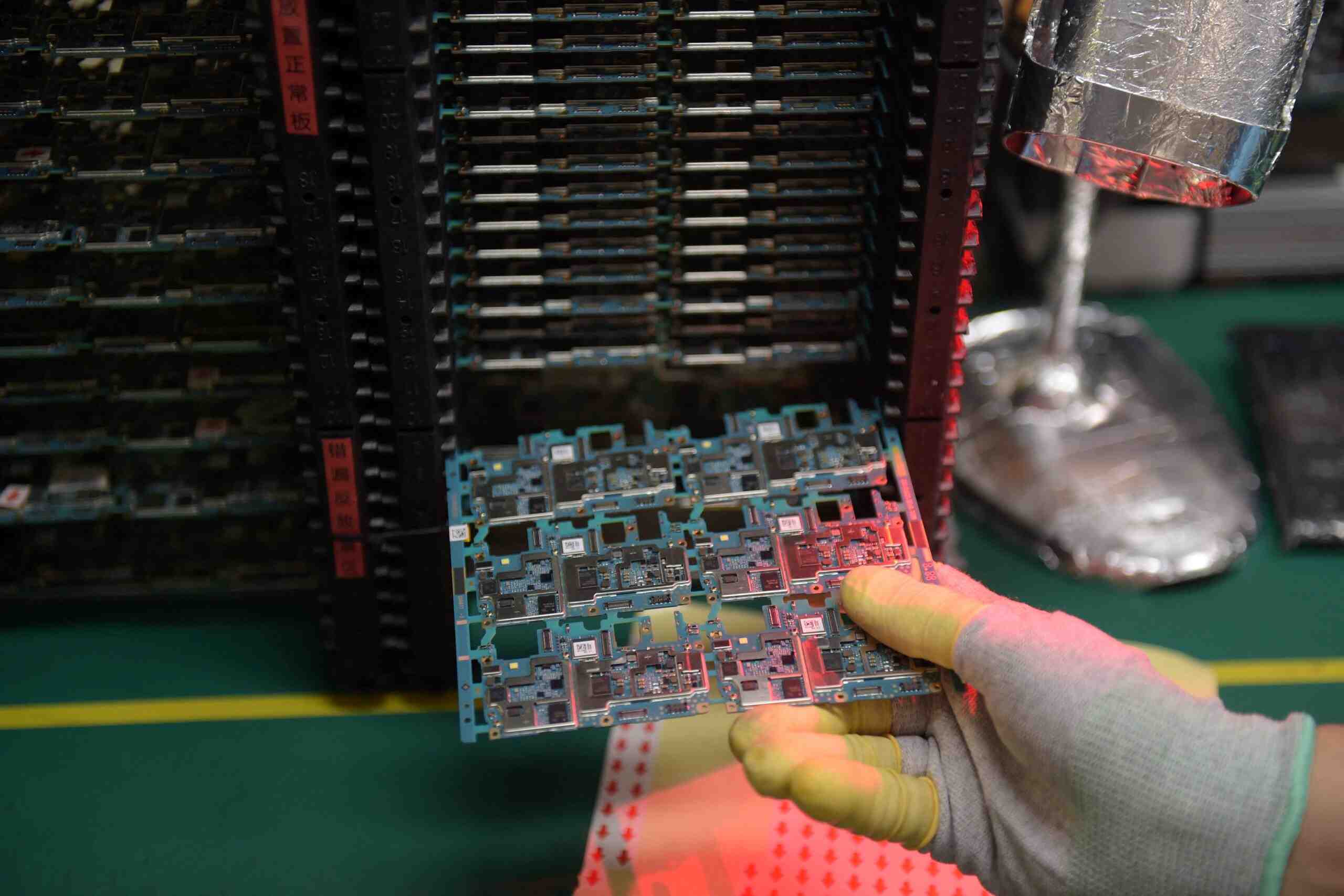 Which is a semiconductor?