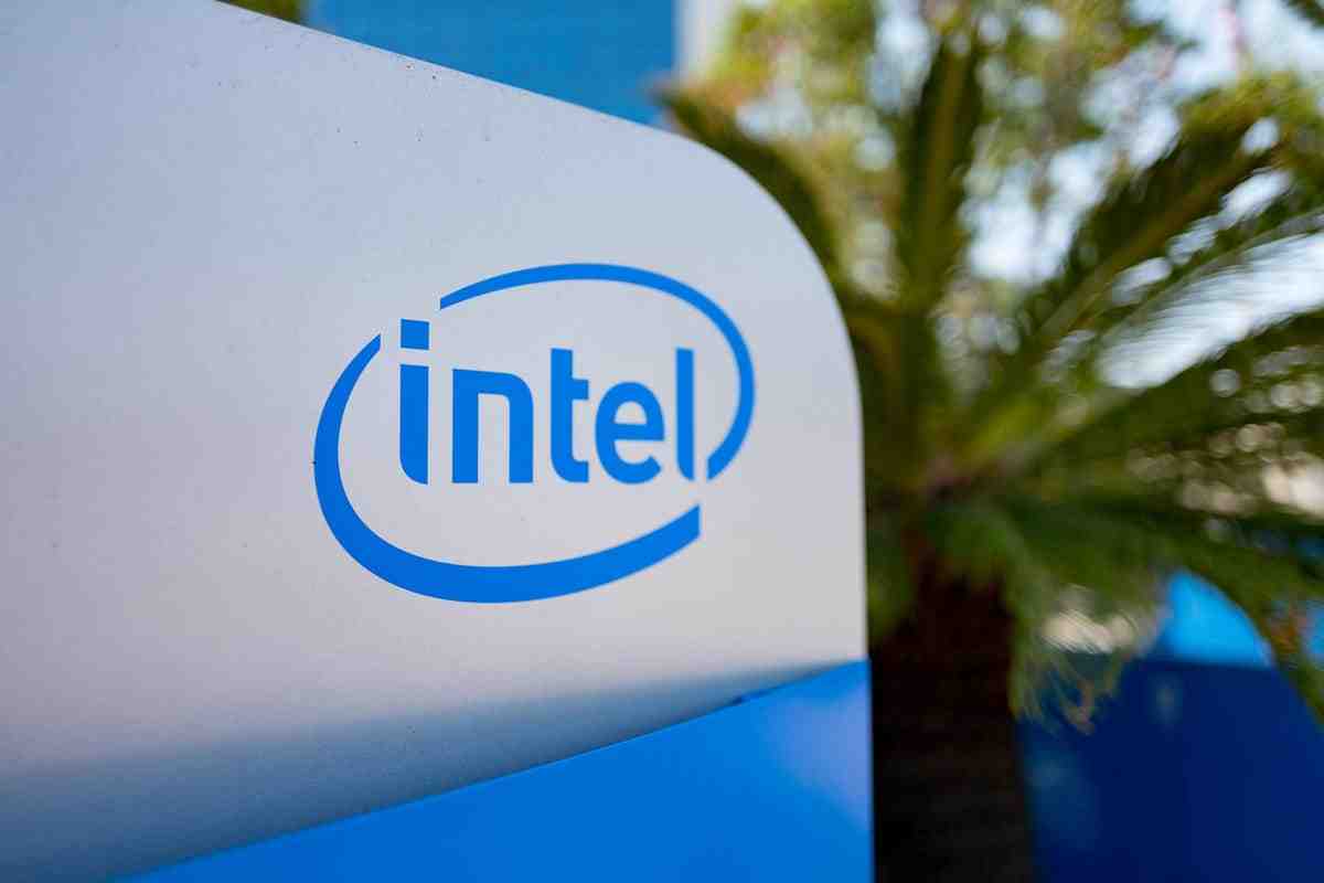Does Intel make their own chips?