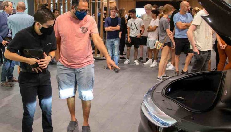 Arizona is poised to double its semiconductor workforce -- tens of thousands of jobs